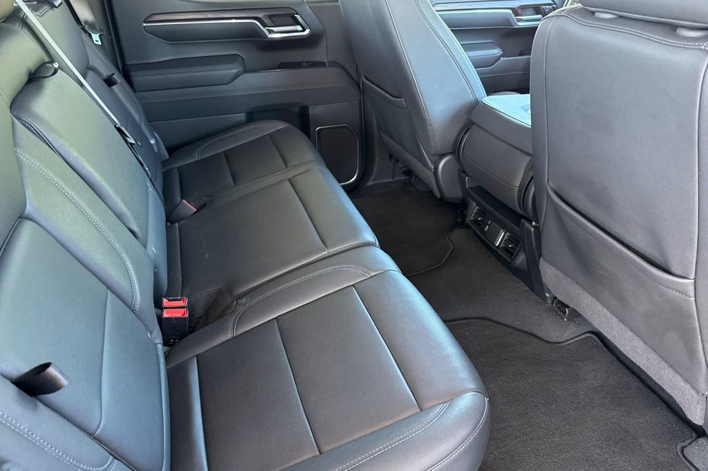 Used 2025 GMC Sierra 1500 SLT RWD image 23