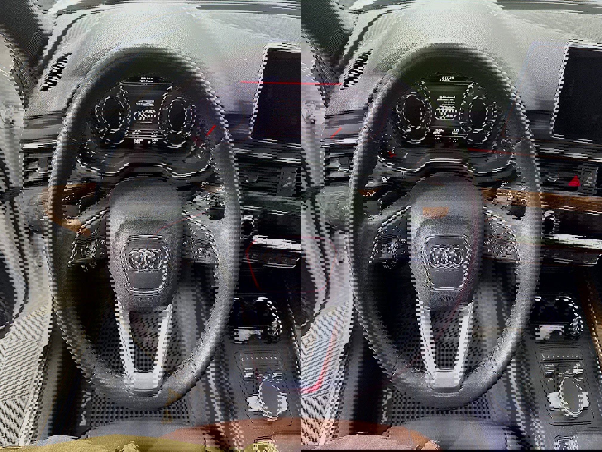 Used 2019 Audi A4 2.0T allroad Premium Plus w/ Premium Plus Package image 17