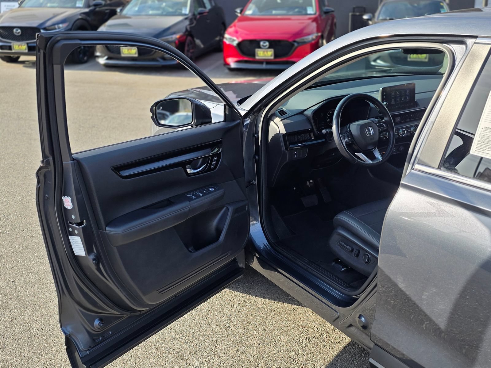 Used 2025 Honda CR-V EX-L image 40