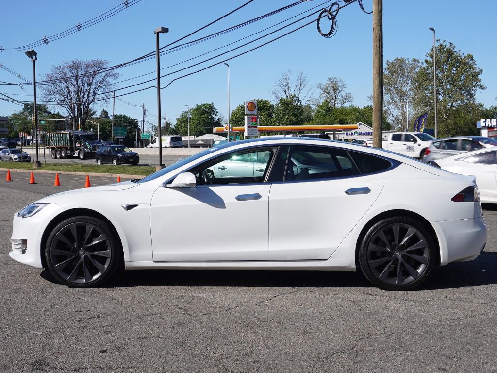 Used 2018 Tesla Model S 100D AWD/4WD image 17