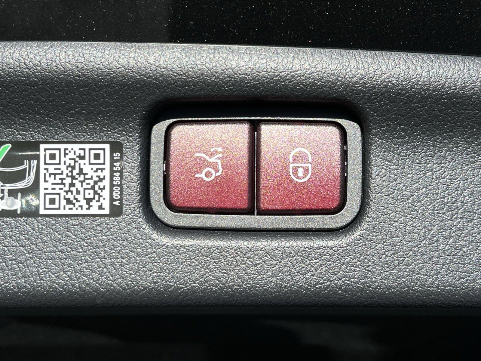 New 2026 Mercedes-Benz C 300 4MATIC Sedan image 25