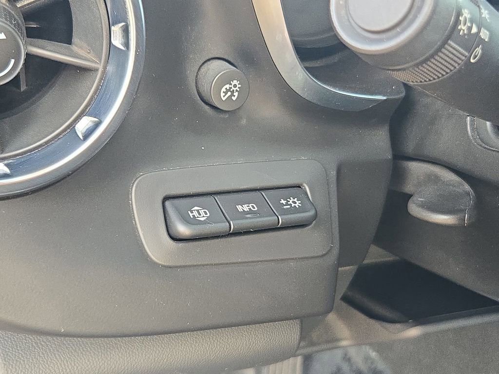 Used 2022 Chevrolet Camaro LT w/ RS Package image 16