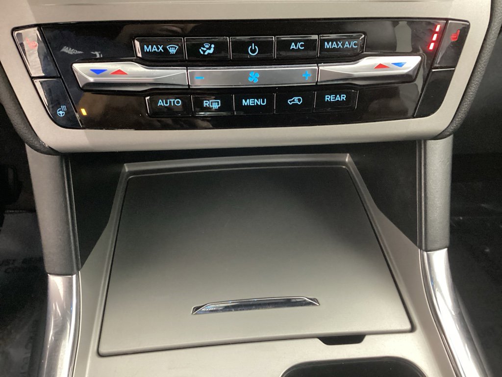 Used 2023 Ford Explorer XLT w/ Equipment Group 202A image 30