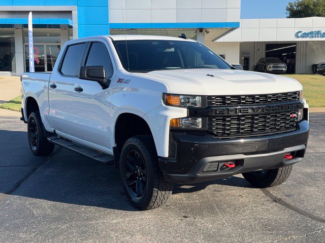 Used 2021 Chevrolet Silverado 1500 Custom Trail Boss w/ LPO, Dark Essentials Package AWD/4WD image 18