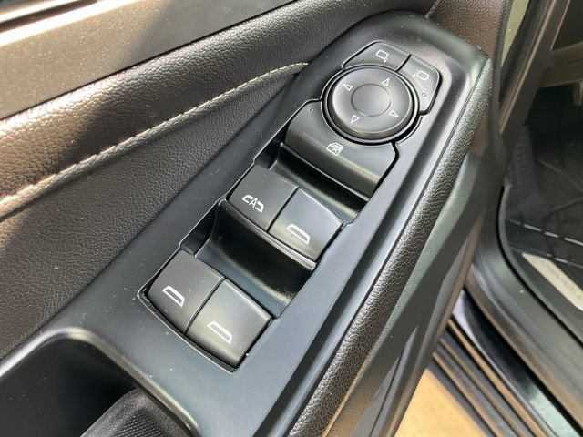 Used 2023 Chevrolet Traverse LT w/ LPO, Floor Liner Package AWD/4WD image 6