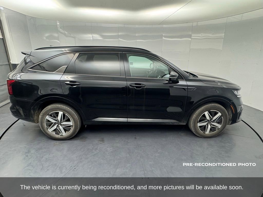 Used 2023 Kia Sorento S w/ Panoramic Sunroof Package FWD image 6