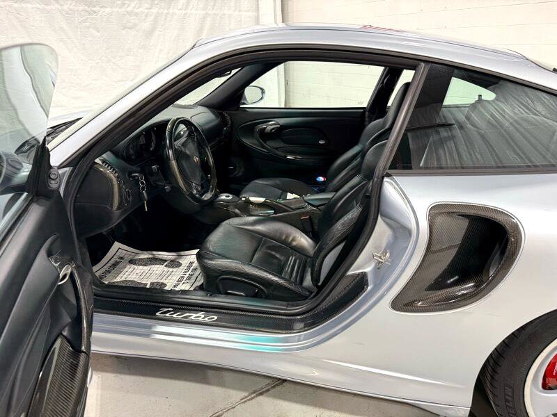 Used 2002 Porsche 911 Turbo image 24
