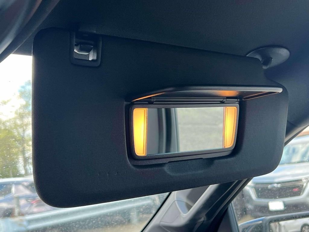 Used 2025 Chevrolet Colorado Z71 w/ Technology Package image 31