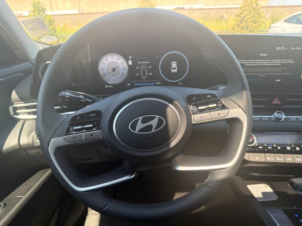New 2026 Hyundai Elantra Limited FWD image 24