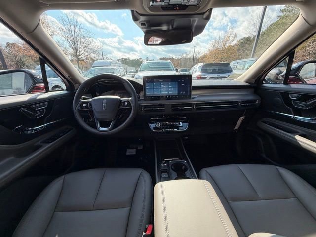 New 2026 Lincoln Corsair Premiere image 10