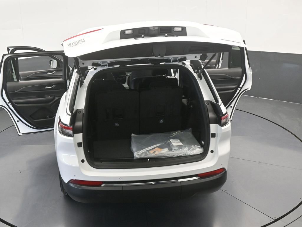 New 2026 Jeep Grand Cherokee L Laredo image 63