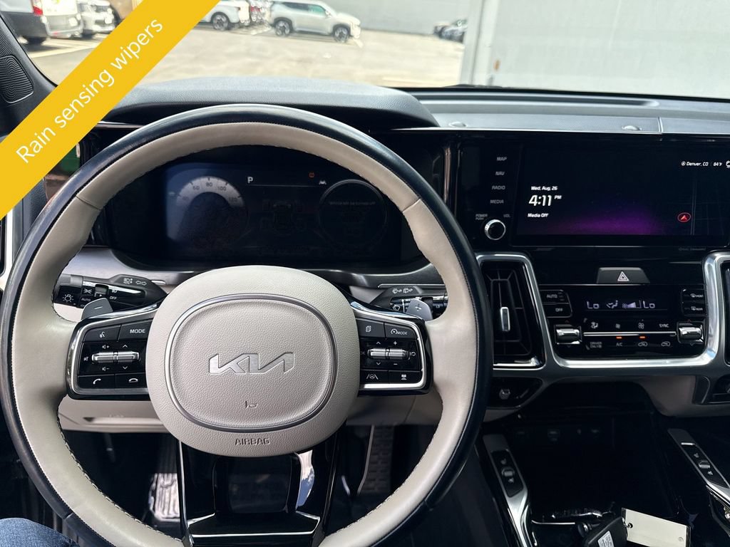 Certified 2023 Kia Sorento SX Prestige AWD/4WD image 23
