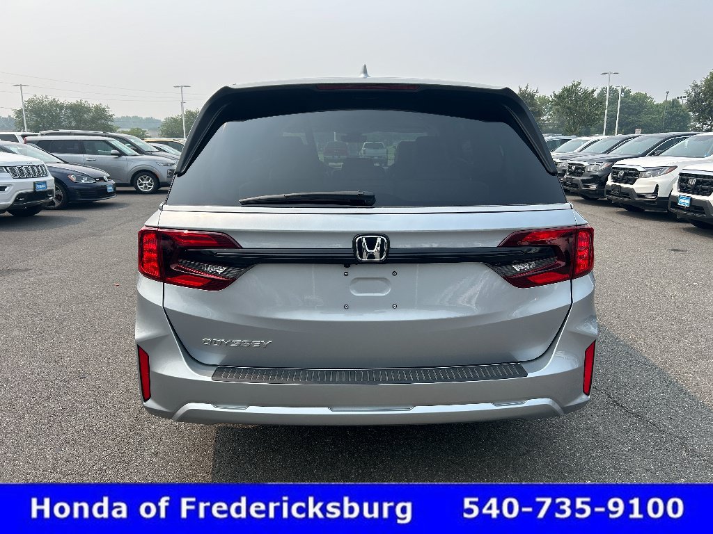 Certified 2026 Honda Odyssey EX-L image 4