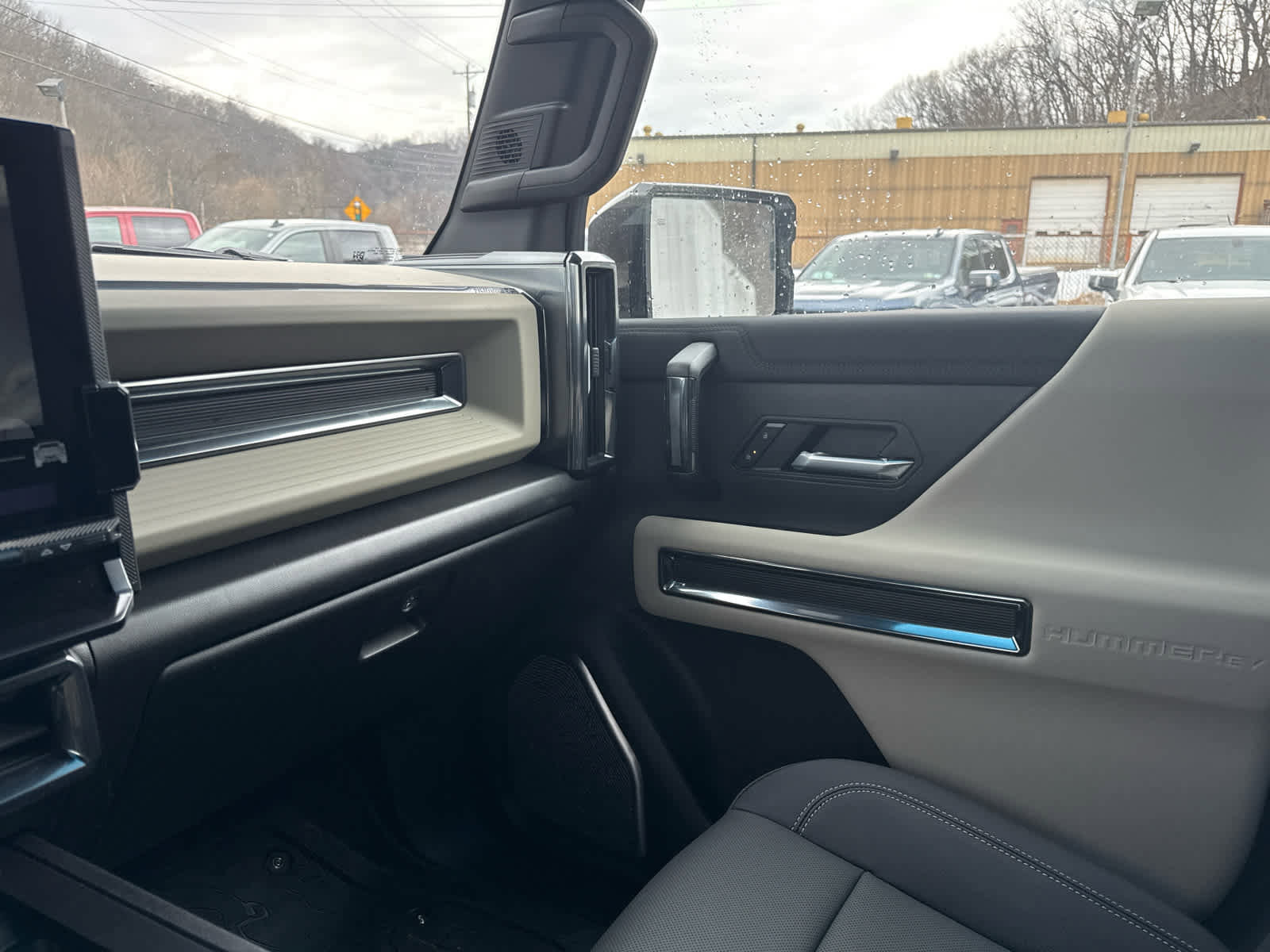 New 2026 GMC Hummer EV SUV image 25