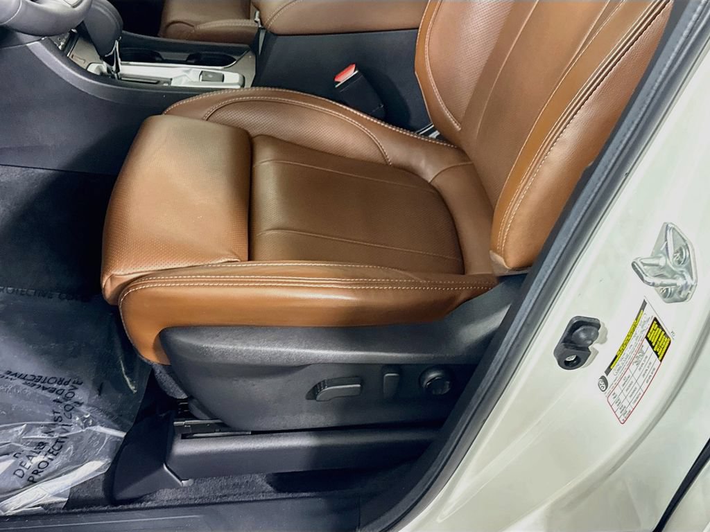 Certified 2025 Subaru Ascent Touring AWD/4WD image 24