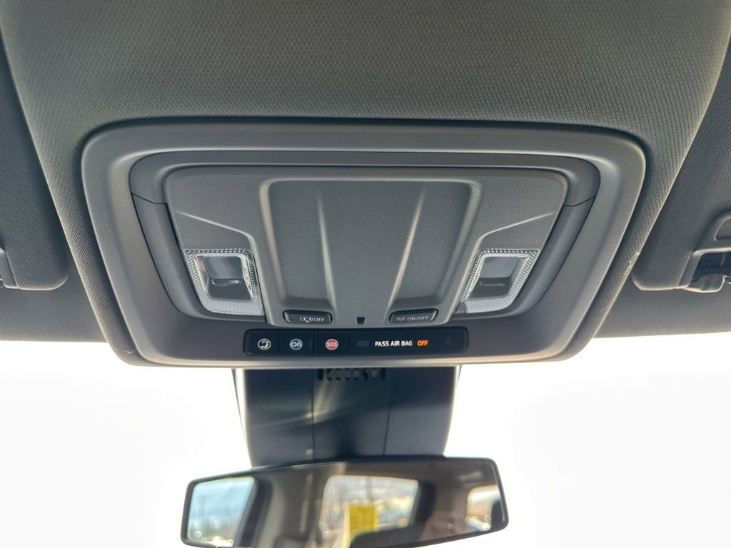 Used 2026 GMC Sierra 1500 Elevation image 8