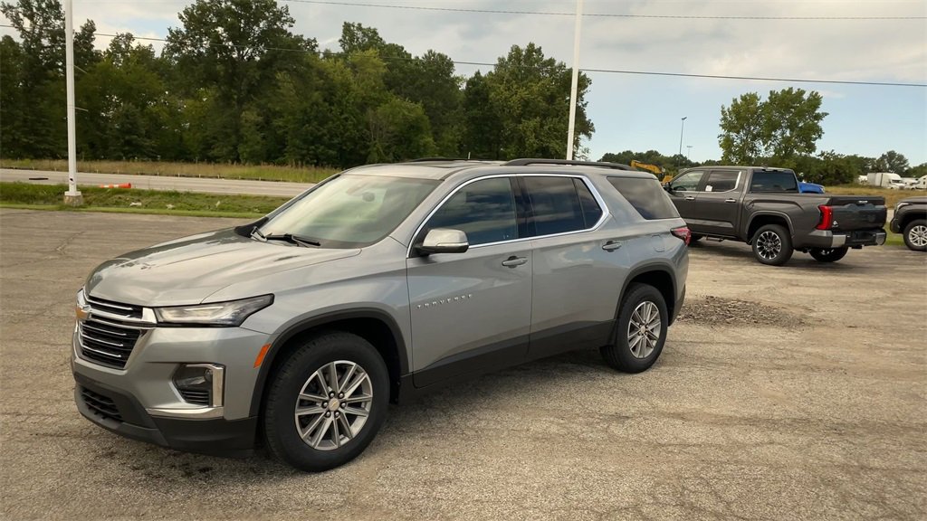 Used 2023 Chevrolet Traverse LT image 4