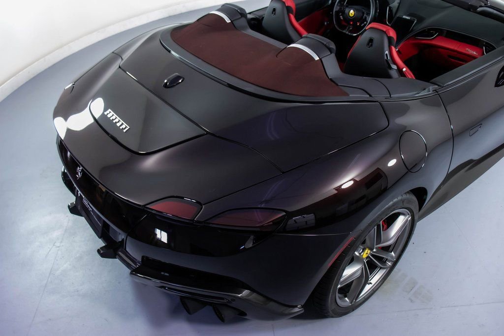Certified 2024 Ferrari Roma Spider image 20