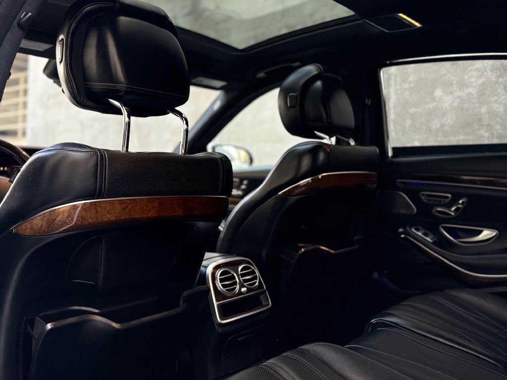 Used 2015 Mercedes-Benz S 63 AMG 4MATIC Sedan image 25