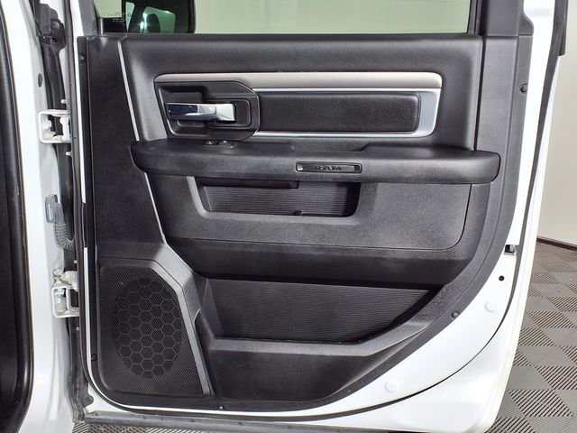 Used 2024 RAM 1500 Classic Warlock RWD image 10