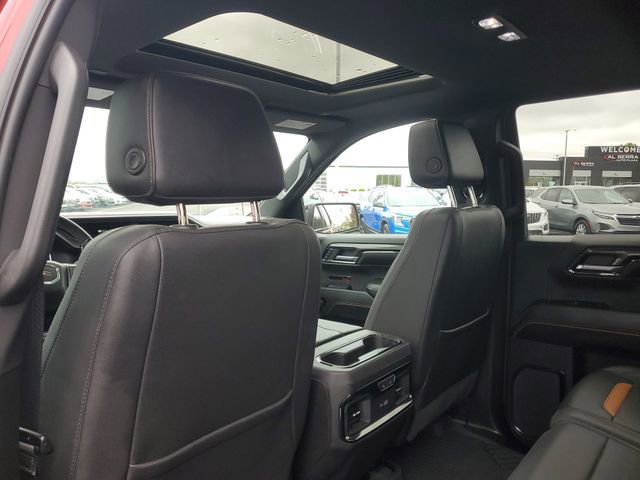 Certified 2023 GMC Sierra 1500 AT4 w/ Technology Package AWD/4WD image 9
