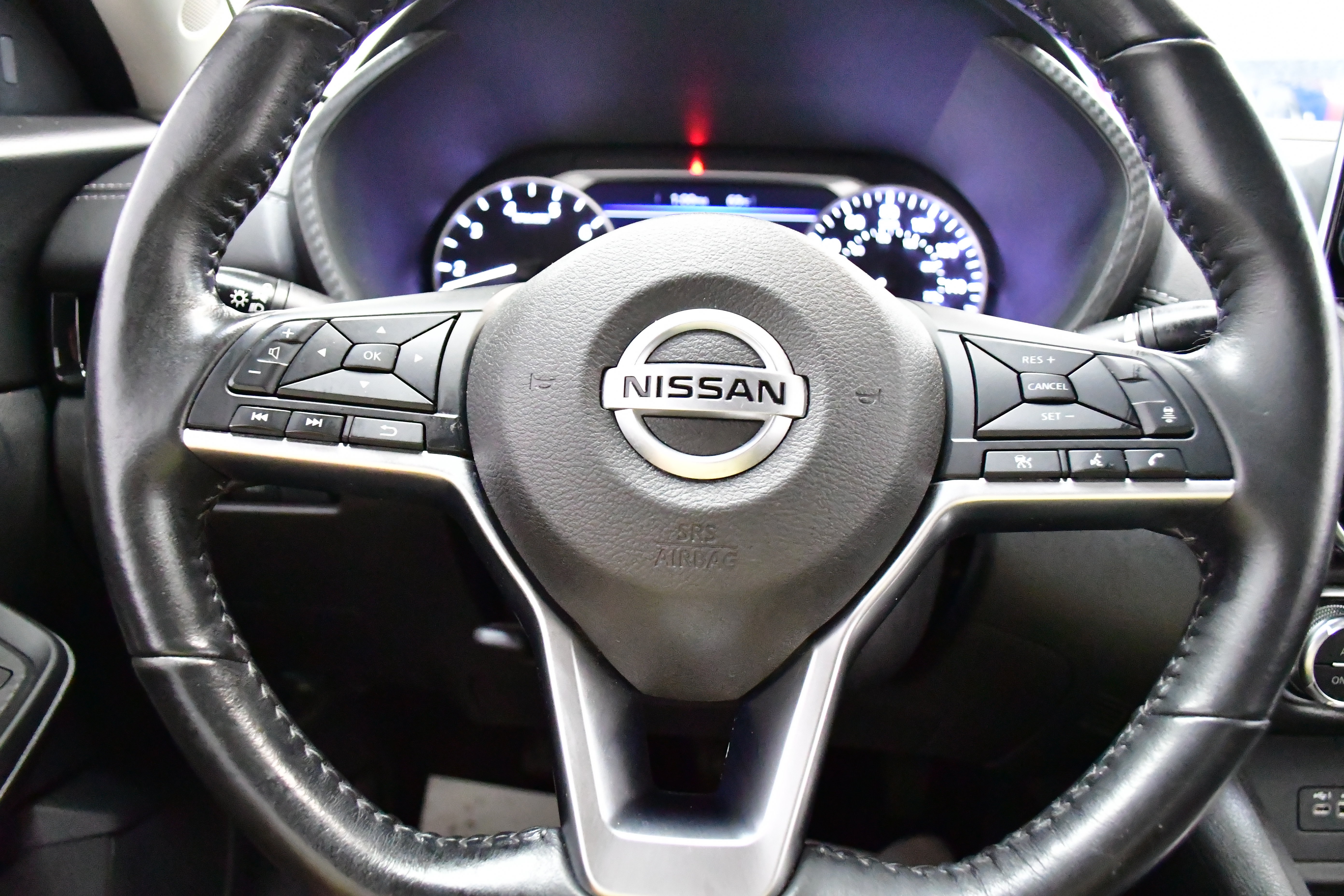 Used 2023 Nissan Sentra SV w/ All-Weather Package FWD image 17