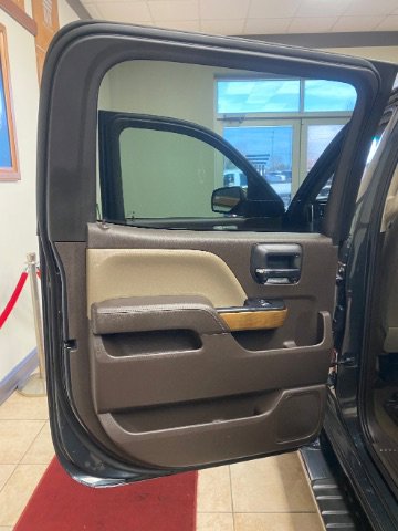 Used 2018 Chevrolet Silverado 1500 LTZ w/ LTZ Plus Package image 14