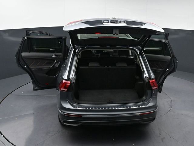 Used 2024 Volkswagen Tiguan Wolfsburg Edition image 46