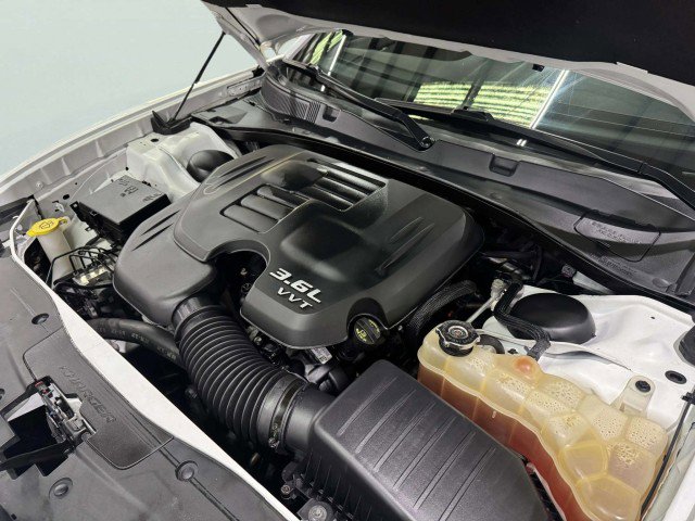 Used 2020 Dodge Charger SXT w/ Leather Interior Group image 44