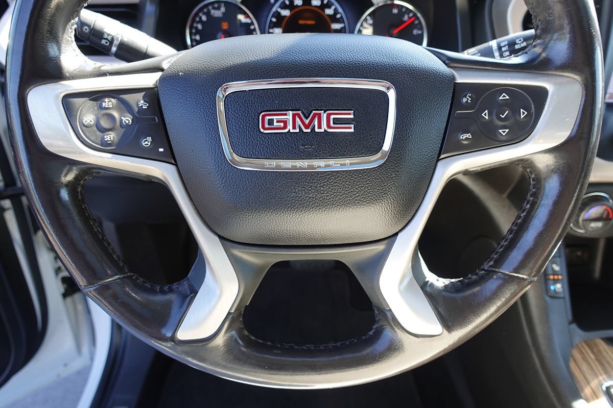 Used 2019 GMC Acadia Denali w/ Technology Package FWD image 59
