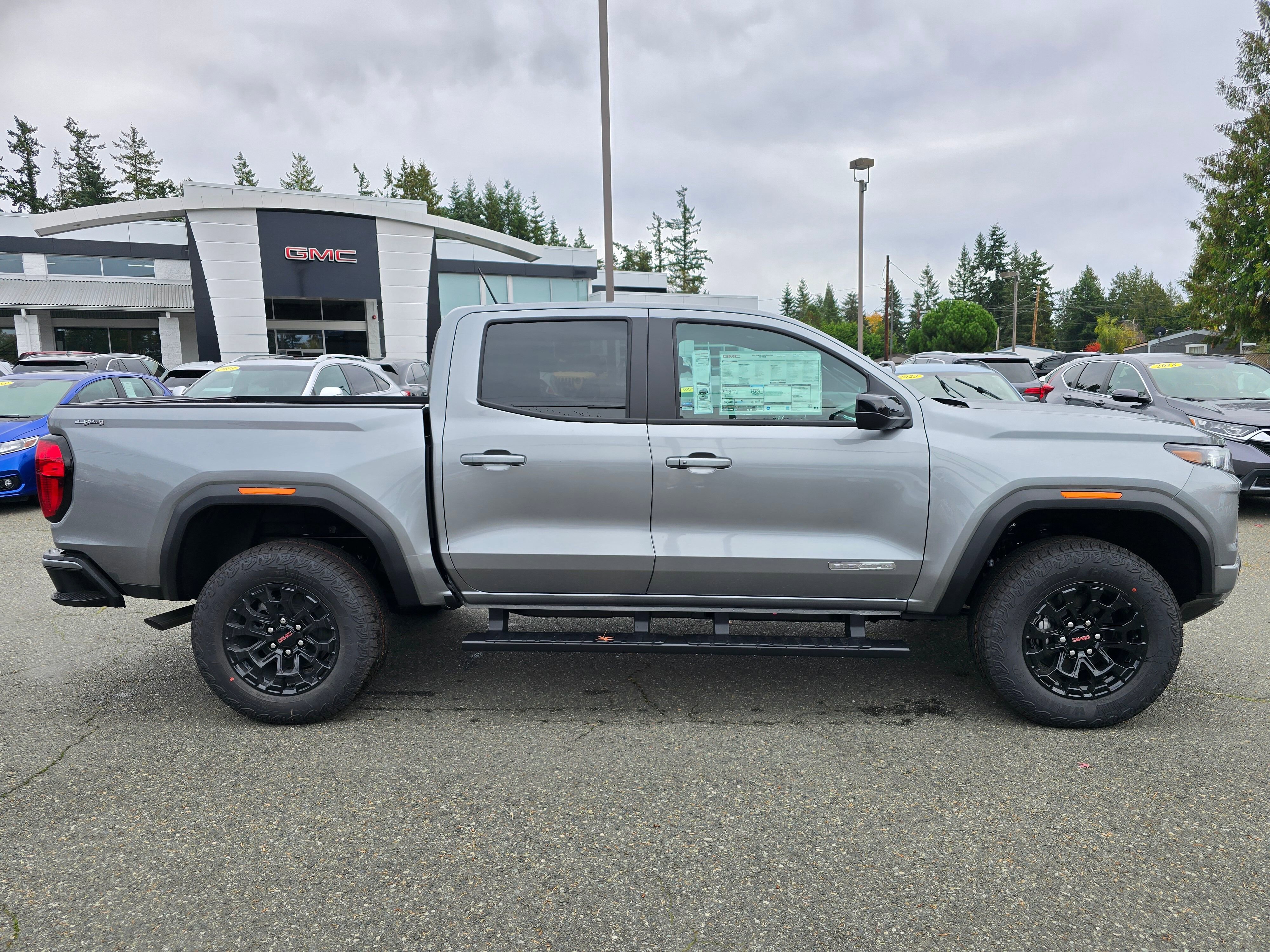 New 2026 GMC Canyon Elevation w/ Convenience Package image 8