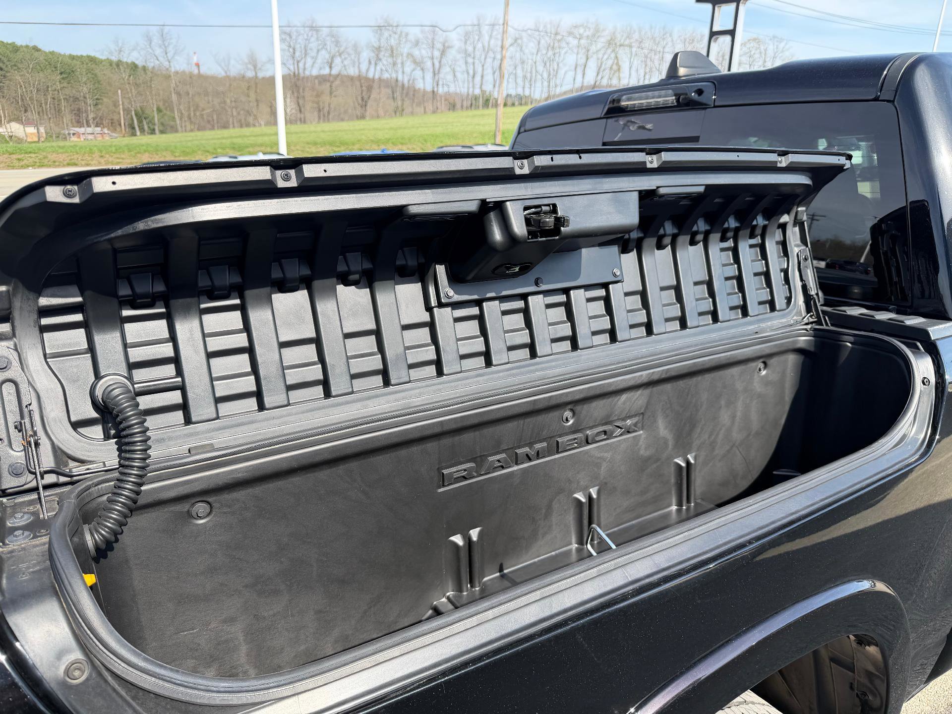 Used 2021 RAM 1500 Limited AWD/4WD image 12
