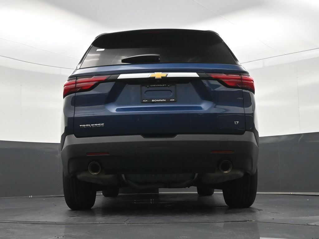 Used 2023 Chevrolet Traverse LT FWD image 27