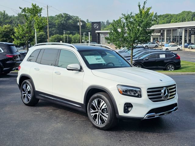 New 2026 Mercedes-Benz GLB 250 4MATIC image 1