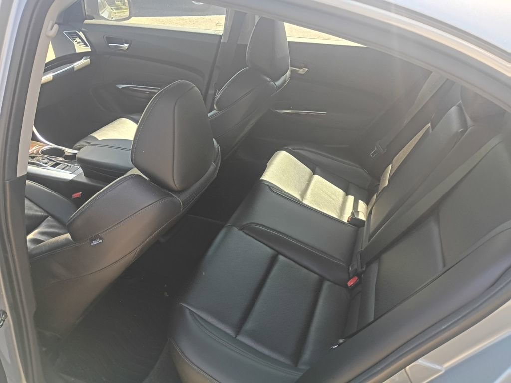 Used 2015 Acura TLX V6 w/ Technology Package FWD image 8