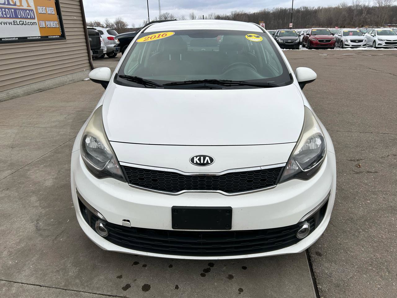 Used 2016 Kia Rio EX image 2