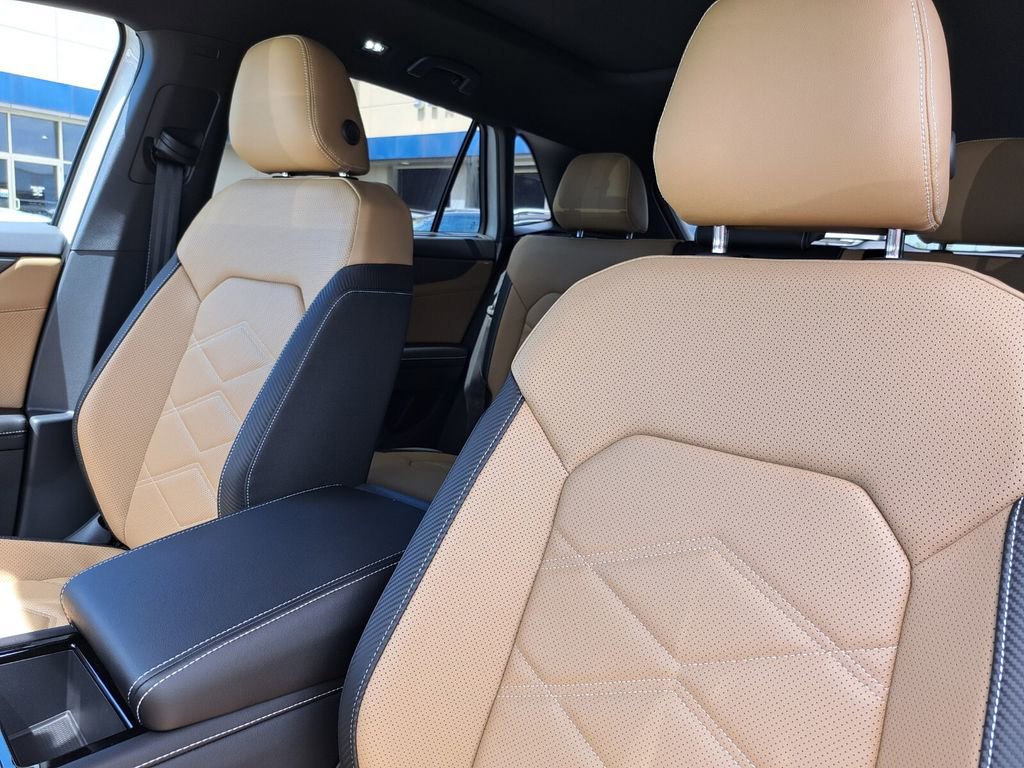 New 2026 Volkswagen Atlas Cross Sport SE FWD image 18