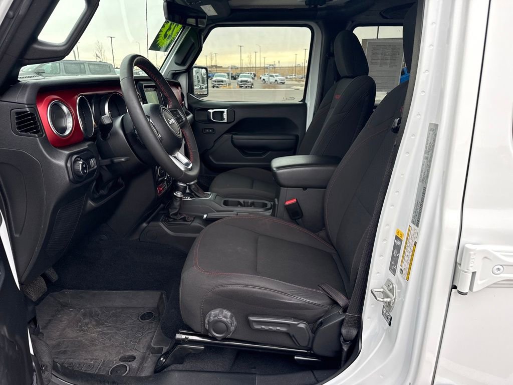 Used 2023 Jeep Gladiator Rubicon w/ Cold Weather Group image 26