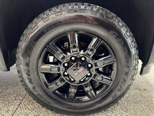 Used 2026 GMC Sierra 2500 AT4 AWD/4WD image 30