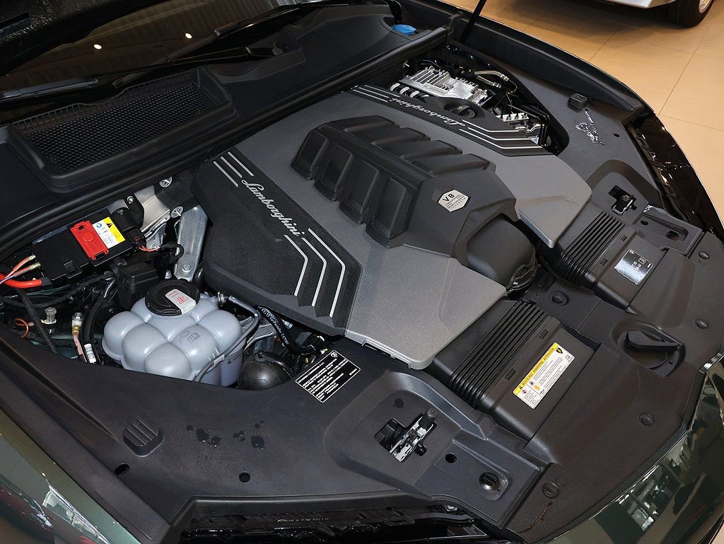 Used 2023 Lamborghini Urus S image 73