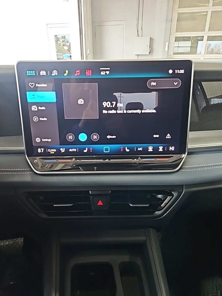 New 2026 Volkswagen Tiguan SE image 30