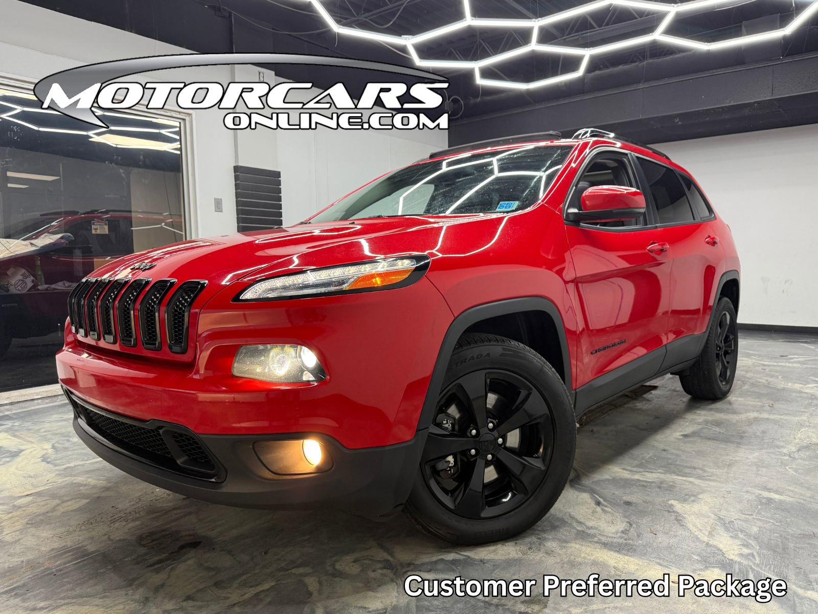 Used 2017 Jeep Cherokee High Altitude image 1
