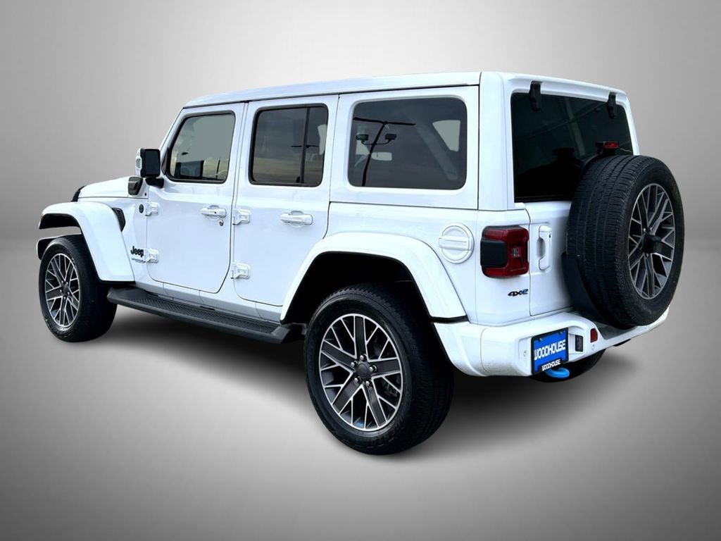 Used 2022 Jeep Wrangler Unlimited Sahara image 7