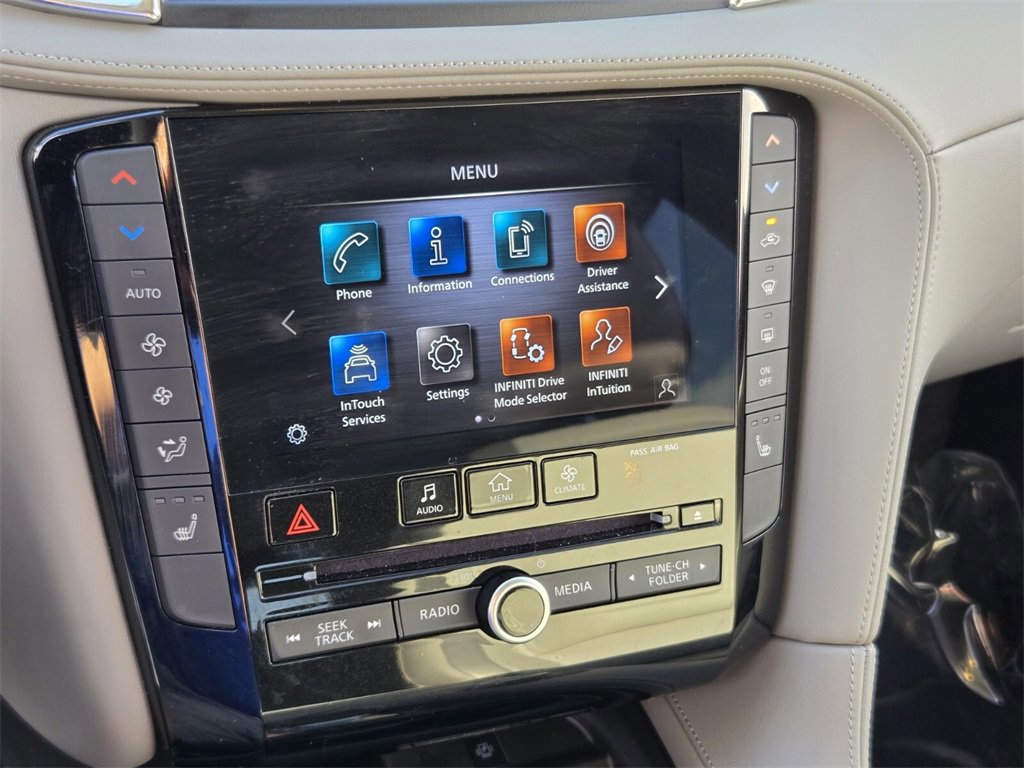 Used 2024 INFINITI QX50 Luxe w/ Cargo Package image 22