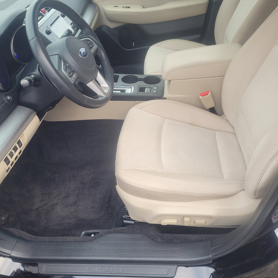 Used 2015 Subaru Outback 2.5i Premium image 11