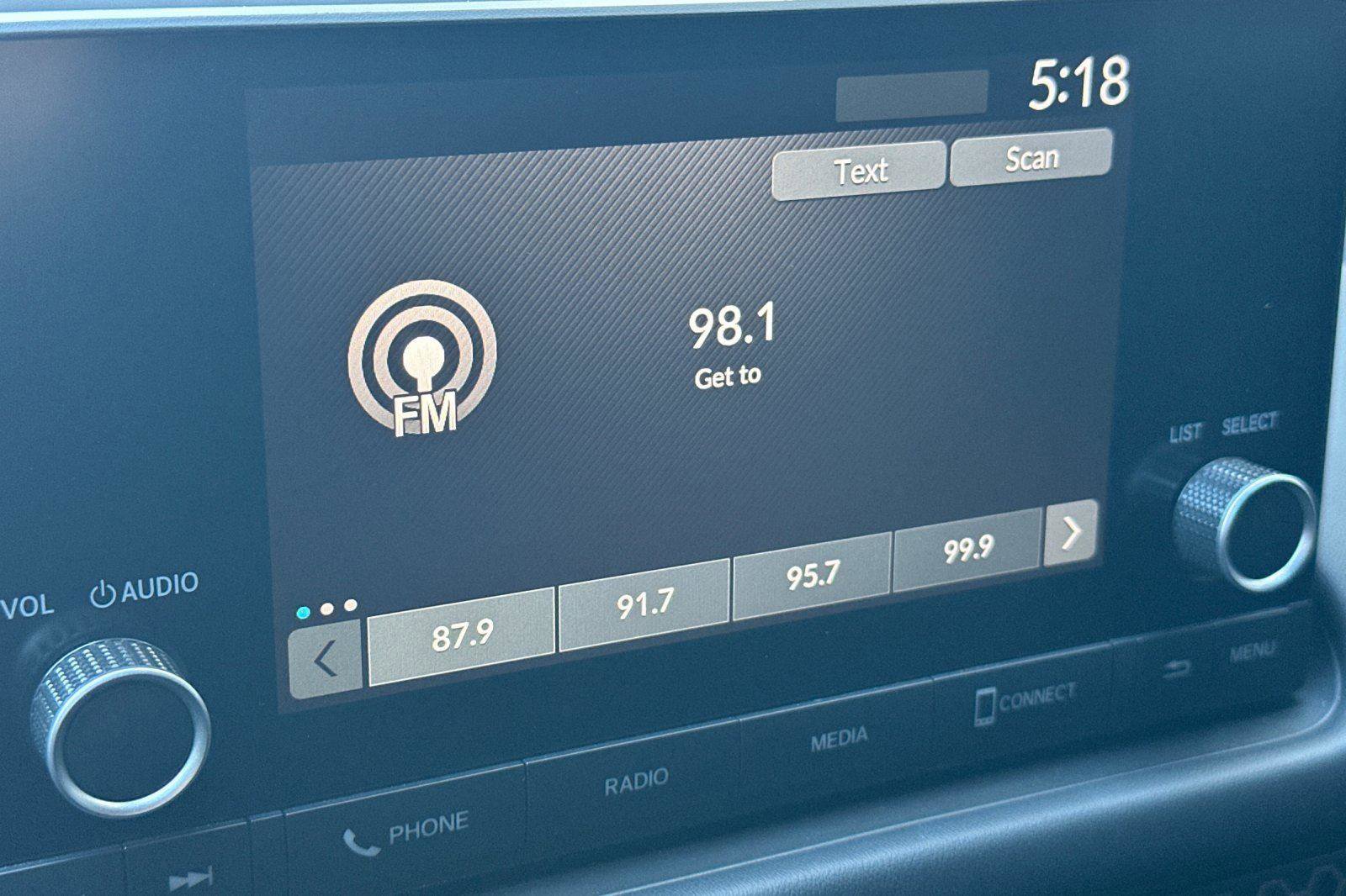 Used 2024 Honda HR-V Sport image 17