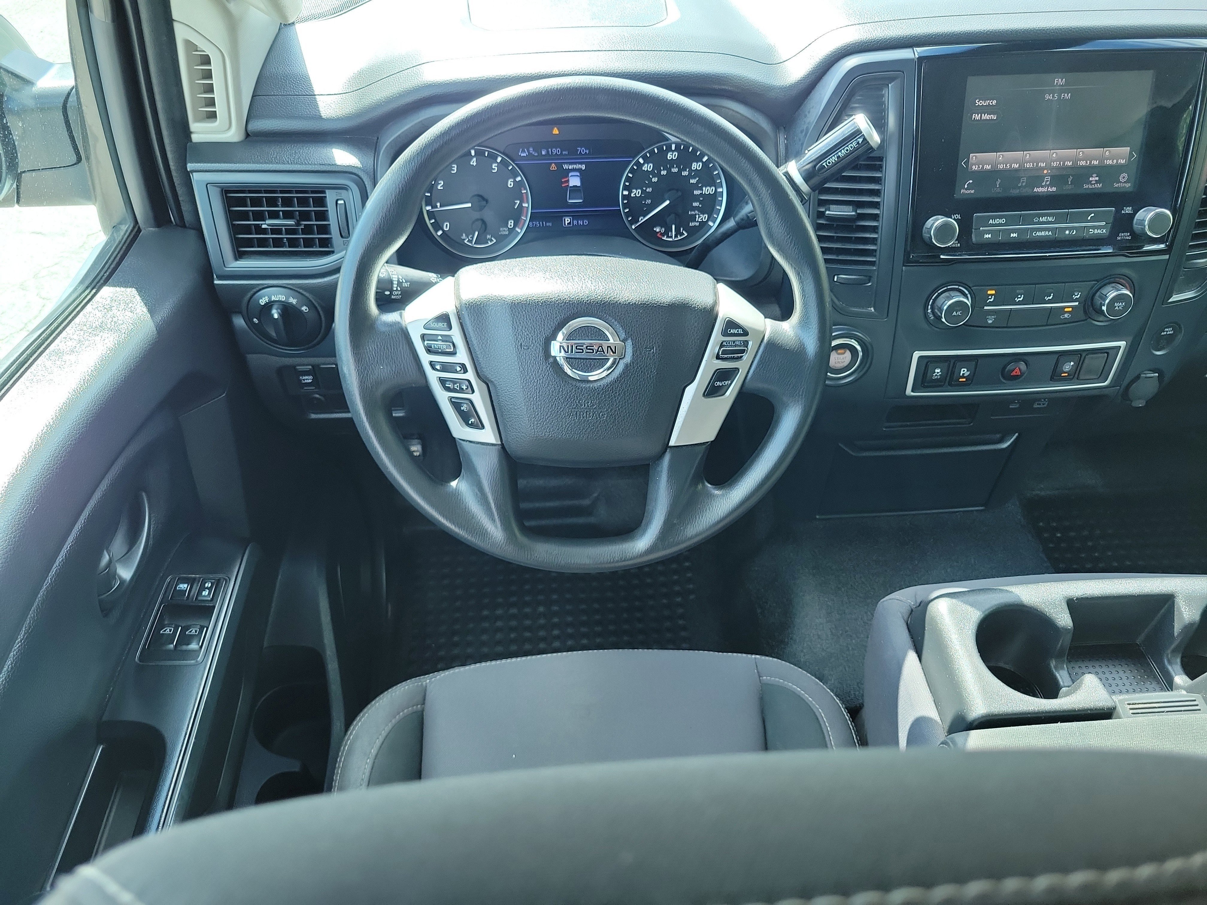 Used 2022 Nissan Titan S image 18