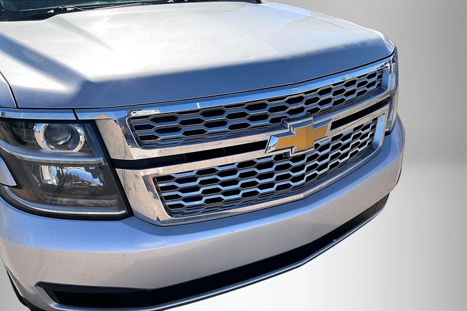 Used 2019 Chevrolet Suburban LT AWD/4WD image 31