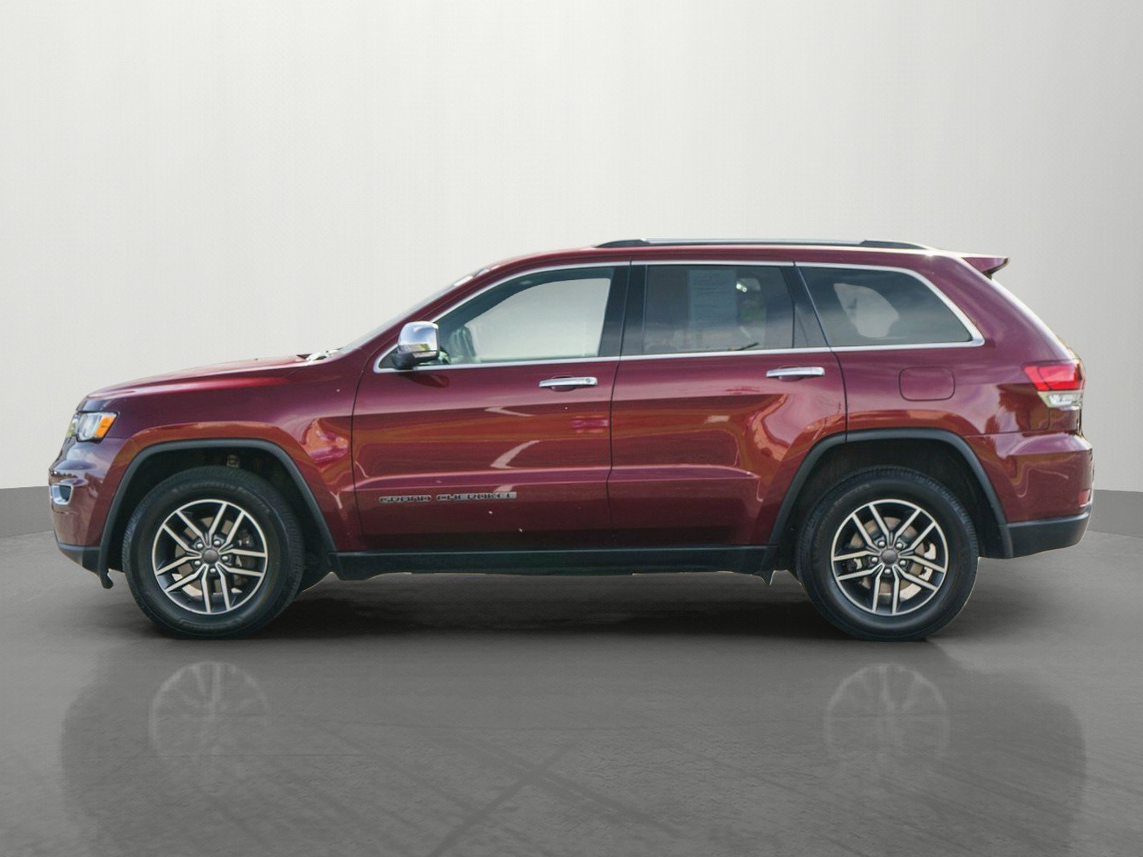 Used 2020 Jeep Grand Cherokee Limited w/ Trailer Tow Group IV AWD/4WD image 4