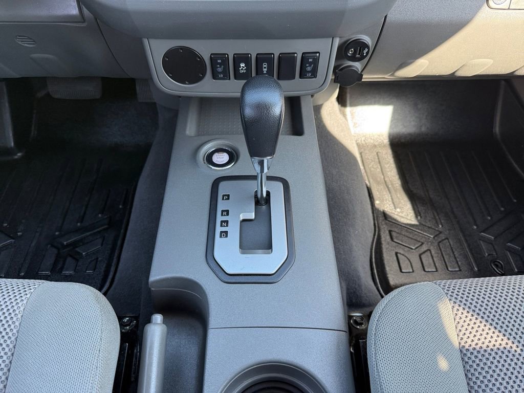 Used 2020 Nissan Frontier SV RWD image 15